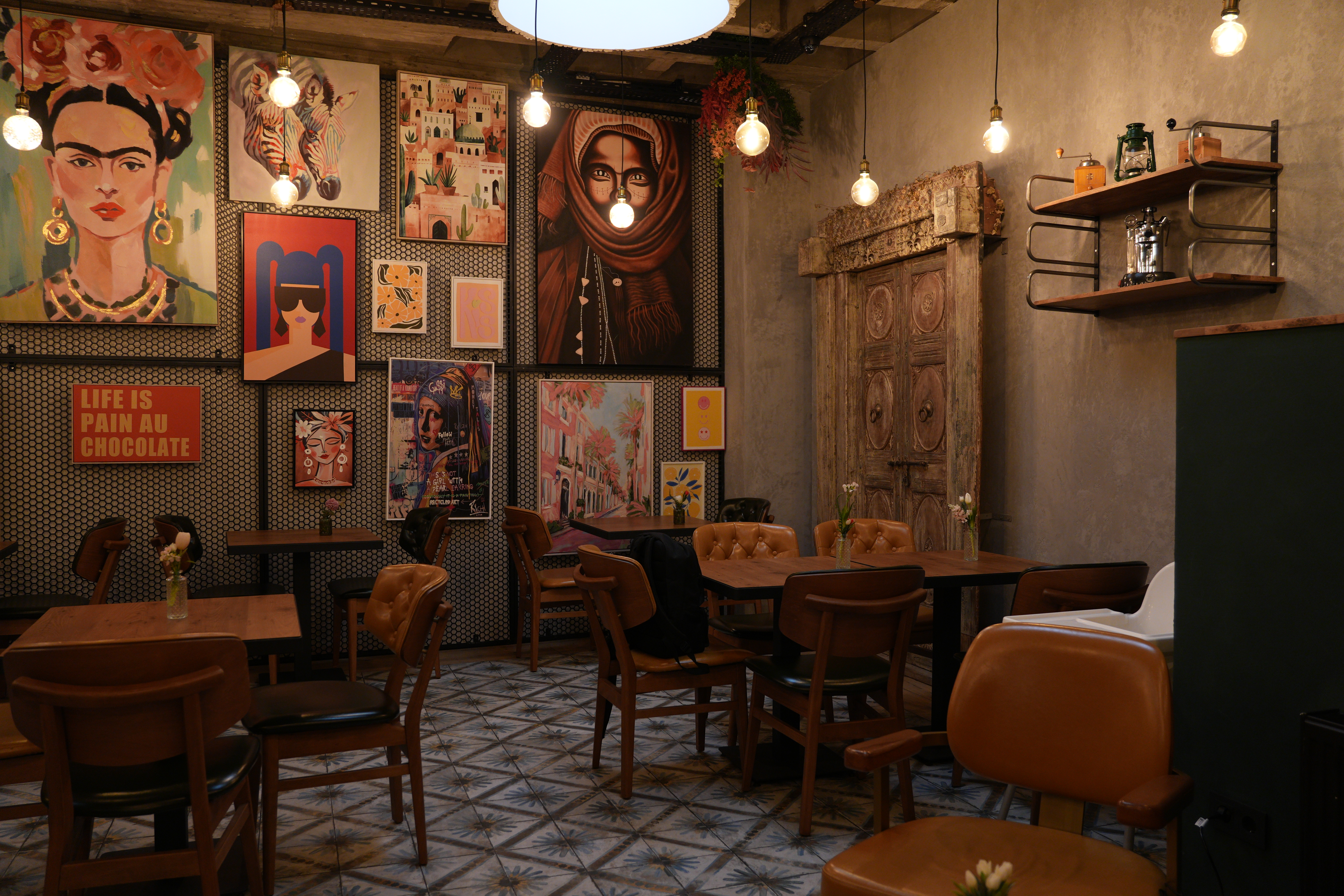 ZIANI FX – Espresso Interieur
