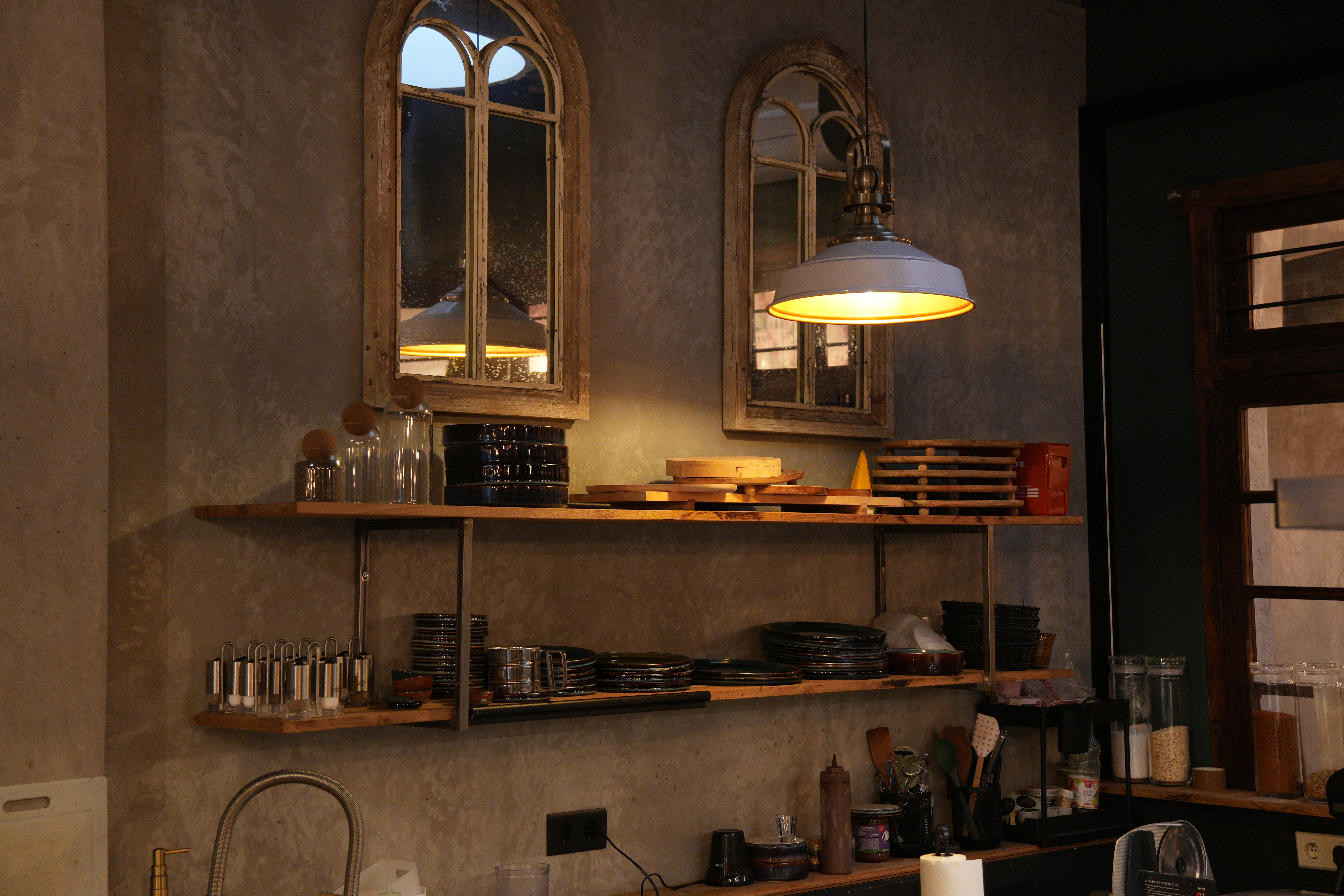 ZIANI FX – Espresso Interieur